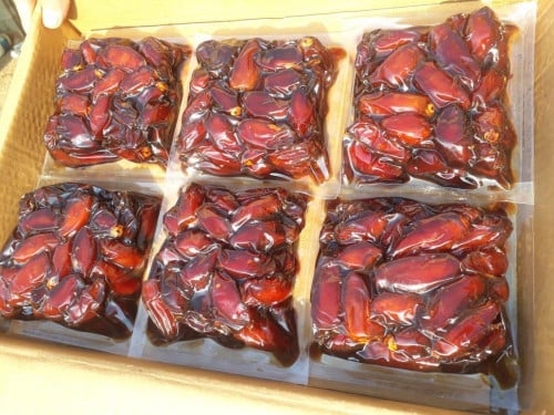 تمر الخلاص السعودي الفاخر: هدية من قلب الواحات السعودية 12*250 جرام