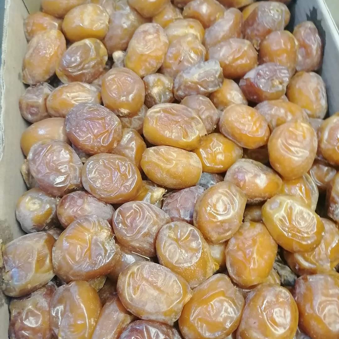 تمر السلطانة الفاخرة: تذوق الأصالة في كل حبة 3 كجم